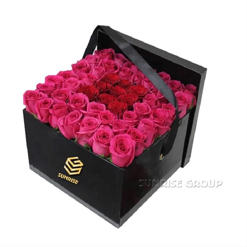 Caja de embalaje de regalo de flores con logotipo de papel de oro impreso en cubo